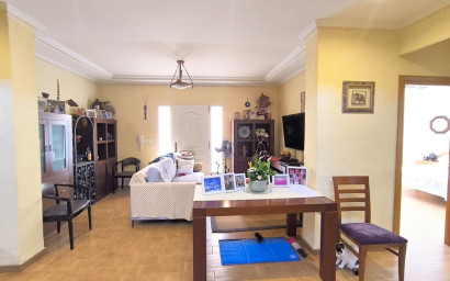 Revente - Villa -
Yecla - Inland