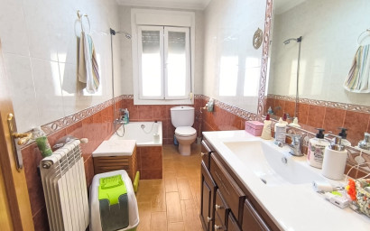 Revente - Villa -
Yecla - Inland