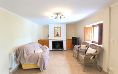 Revente - Villa -
Villena - Inland