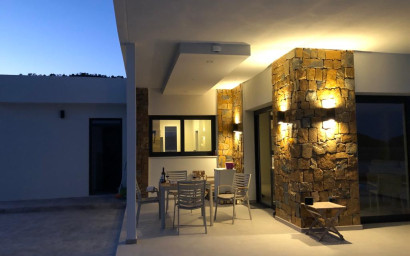 Revente - Villa -
Pinoso - Inland