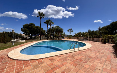 Herverkoop - Villa -
La Nucía - Costa Blanca