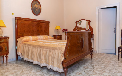 Revente - Villa -
Yecla - Inland