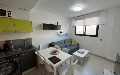 Herverkoop - Plat -
Torrevieja - Costa Blanca