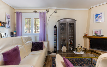 Herverkoop - Villa -
La Zarza