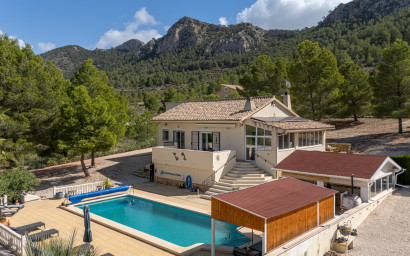 Herverkoop - Villa -
La Zarza