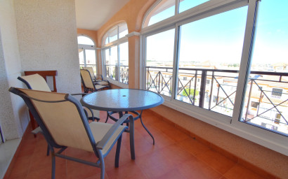 Herverkoop - Herenhuis -
Orihuela Costa - Playa Flamenca