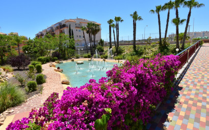 Herverkoop - Herenhuis -
Orihuela Costa - Playa Flamenca
