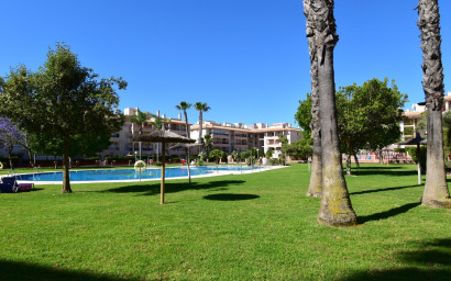 Herverkoop - Herenhuis -
Orihuela Costa - Playa Flamenca