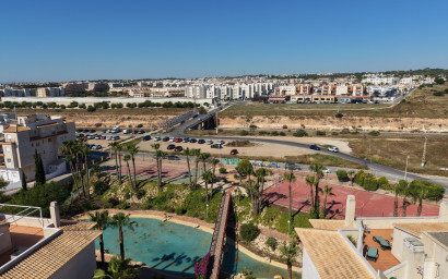 Herverkoop - Herenhuis -
Orihuela Costa - Playa Flamenca