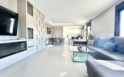 Revente - Villa -
Torrevieja - Los Balcones