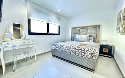 Revente - Villa -
Torrevieja - Los Balcones