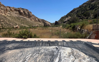 Resale - Finca - Country Property -
Crevillente