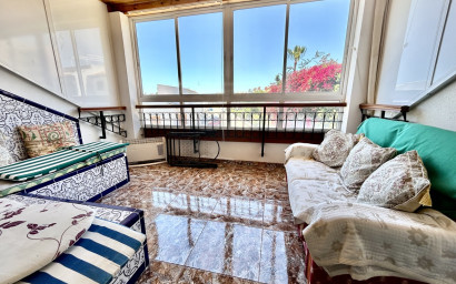Revente - Maison mitoyenne -
La Zenia