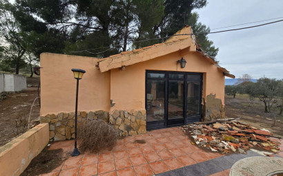 Herverkoop - Villa -
Villena