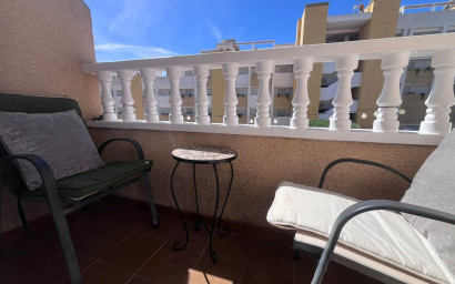 Resale - Townhouse -
Villamartín