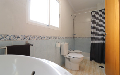 Revente - Appartement -
Almoradi - Almoradi - Town