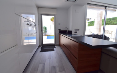 Revente - Villa -
Orihuela Costa - Lomas de Cabo Roig