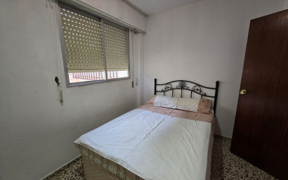 Revente - Appartement -
Salinas