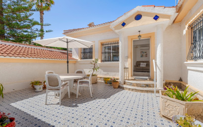 Revente - Villa -
Ciudad Quesada - La Marquesa Golf