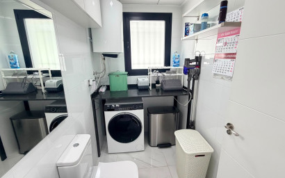Revente - Villa -
Los Montesinos - La Herrada
