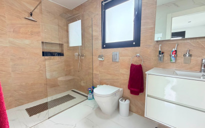 Revente - Villa -
Los Montesinos - La Herrada