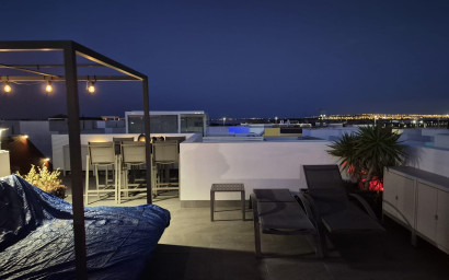 Revente - Villa -
Los Montesinos - La Herrada