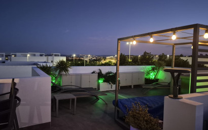 Revente - Villa -
Los Montesinos - La Herrada