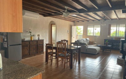 Revente - Maison de campagne -
Abanilla