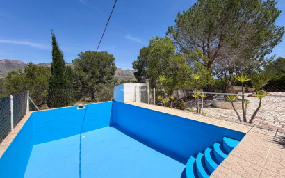 Revente - Villa -
Hondón de las Nieves - HONDON DE LAS NIEVES