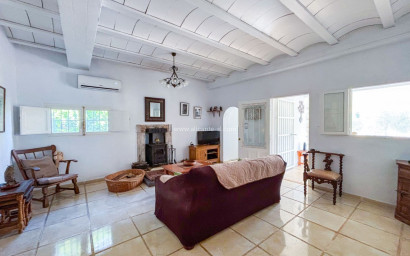 Resale - Villa -
Hondón de las Nieves - HONDON DE LAS NIEVES