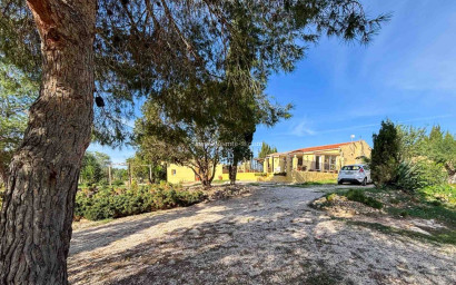 Resale - Villa -
Hondón de las Nieves - HONDON DE LAS NIEVES