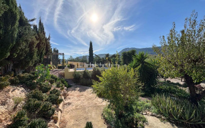 Resale - Villa -
Hondón de las Nieves - HONDON DE LAS NIEVES