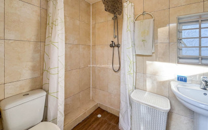 Resale - Villa -
Hondón de las Nieves - HONDON DE LAS NIEVES