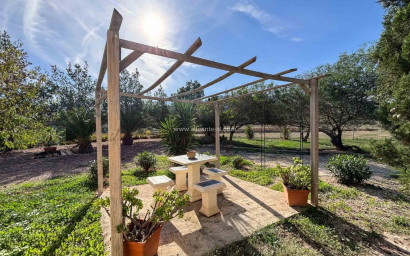 Resale - Villa -
Hondón de las Nieves - HONDON DE LAS NIEVES