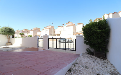 Revente - Villa -
San Miguel de Salinas - Lake View Mansions