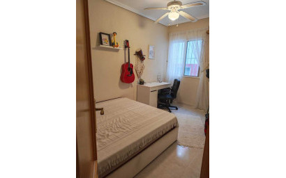 Revente - Appartement -
Orihuela Costa - Hurchillo