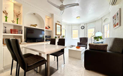 Revente - Villa -
Orihuela Costa - Villamartín