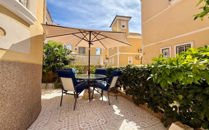 Revente - Villa -
Orihuela Costa - Villamartín