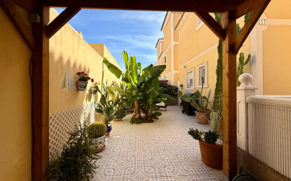 Revente - Villa -
Orihuela Costa - Villamartín