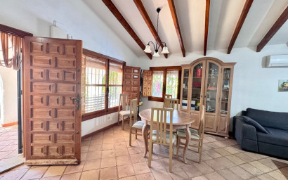 Revente - Villa -
Orihuela Costa - Cabo Roig