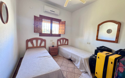 Revente - Villa -
Orihuela Costa - Cabo Roig