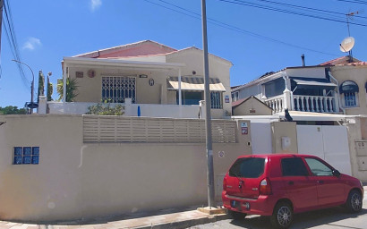 Revente - Villa -
San Fulgencio