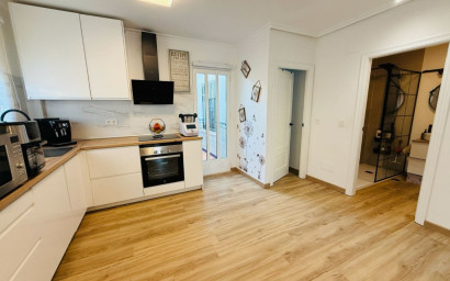 Revente - Villa -
Sucina - Inland