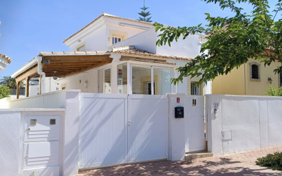 Revente - Villa -
Sucina - Inland