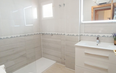 Revente - Villa -
Sucina - Inland