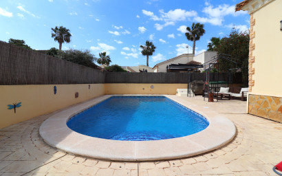 Revente - Villa -
Formentera del Segura - Fincas de La Vega