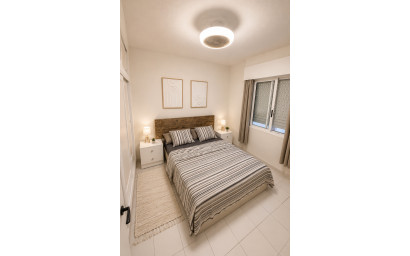 Revente - Appartement -
Torrevieja - Playa Los Naufragos