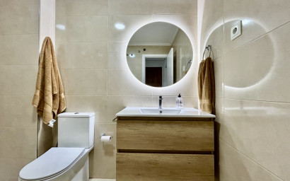 Resale - Apartment -
Villamartín