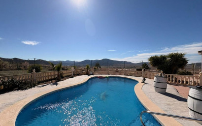 Revente - Villa -
Monóvar/Monóver - Costa Blanca