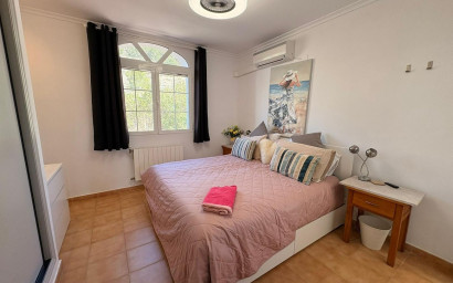 Revente - Villa -
Monóvar/Monóver - Costa Blanca